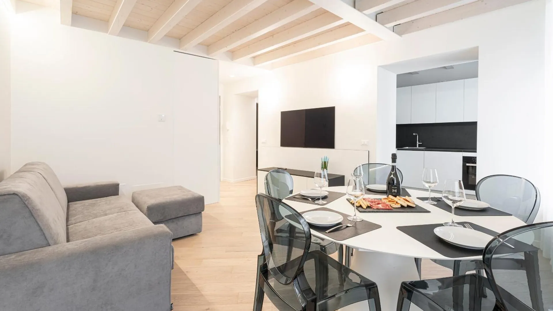 Aa Imbarcadero Apartments Salò