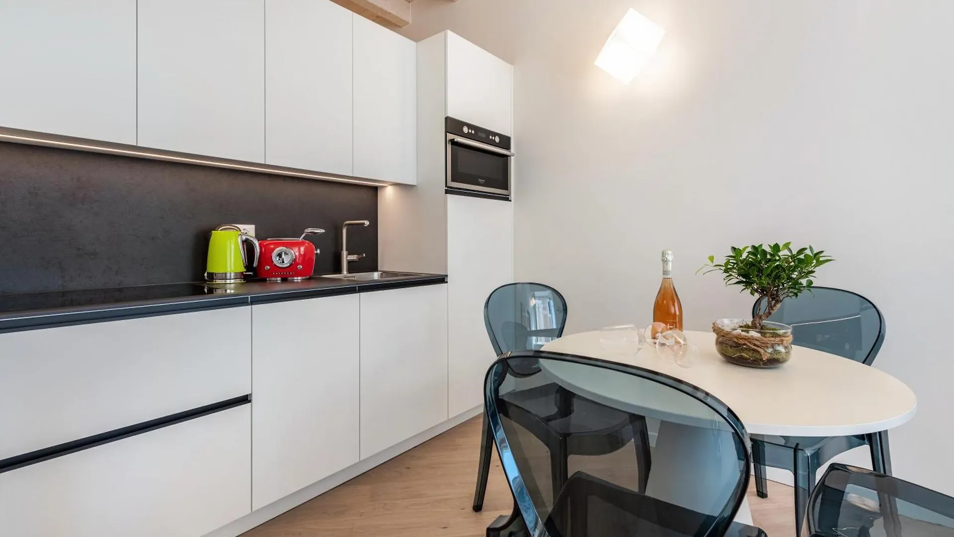 Aa Imbarcadero Apartments Salò İtalya