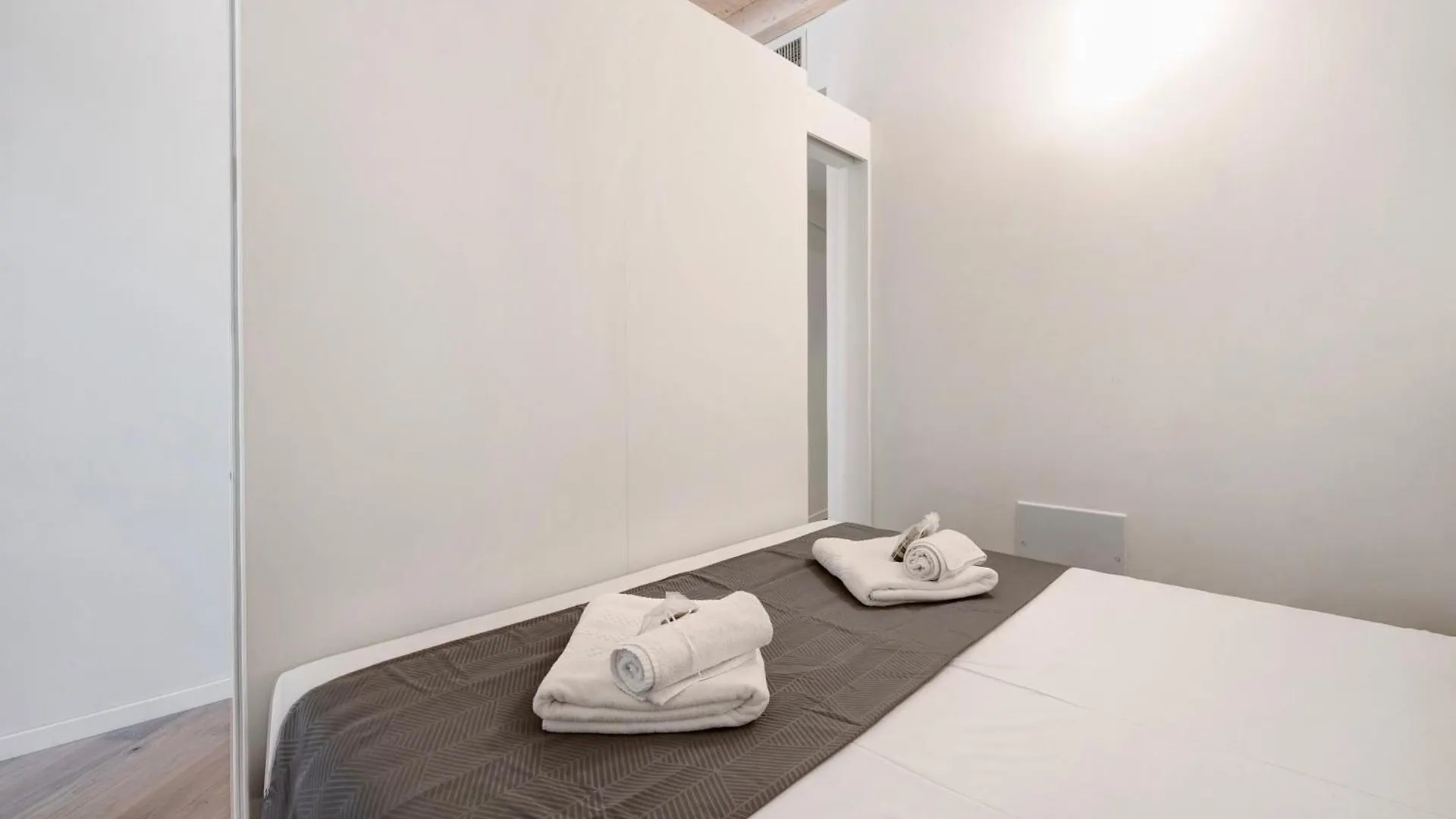 Aa Imbarcadero Apartments Salò