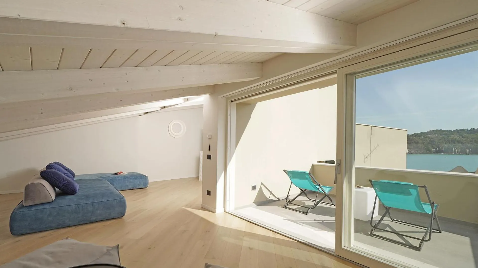 Aa Imbarcadero Apartments Salò