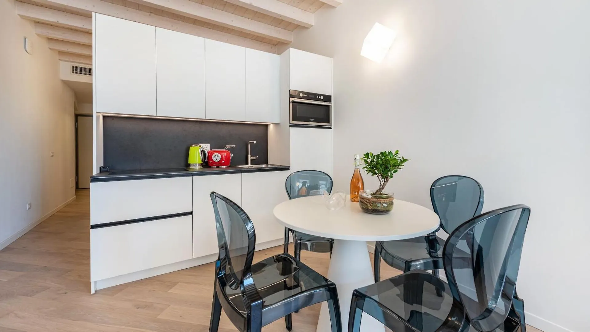 Aa Imbarcadero Apartments Salo 0*,