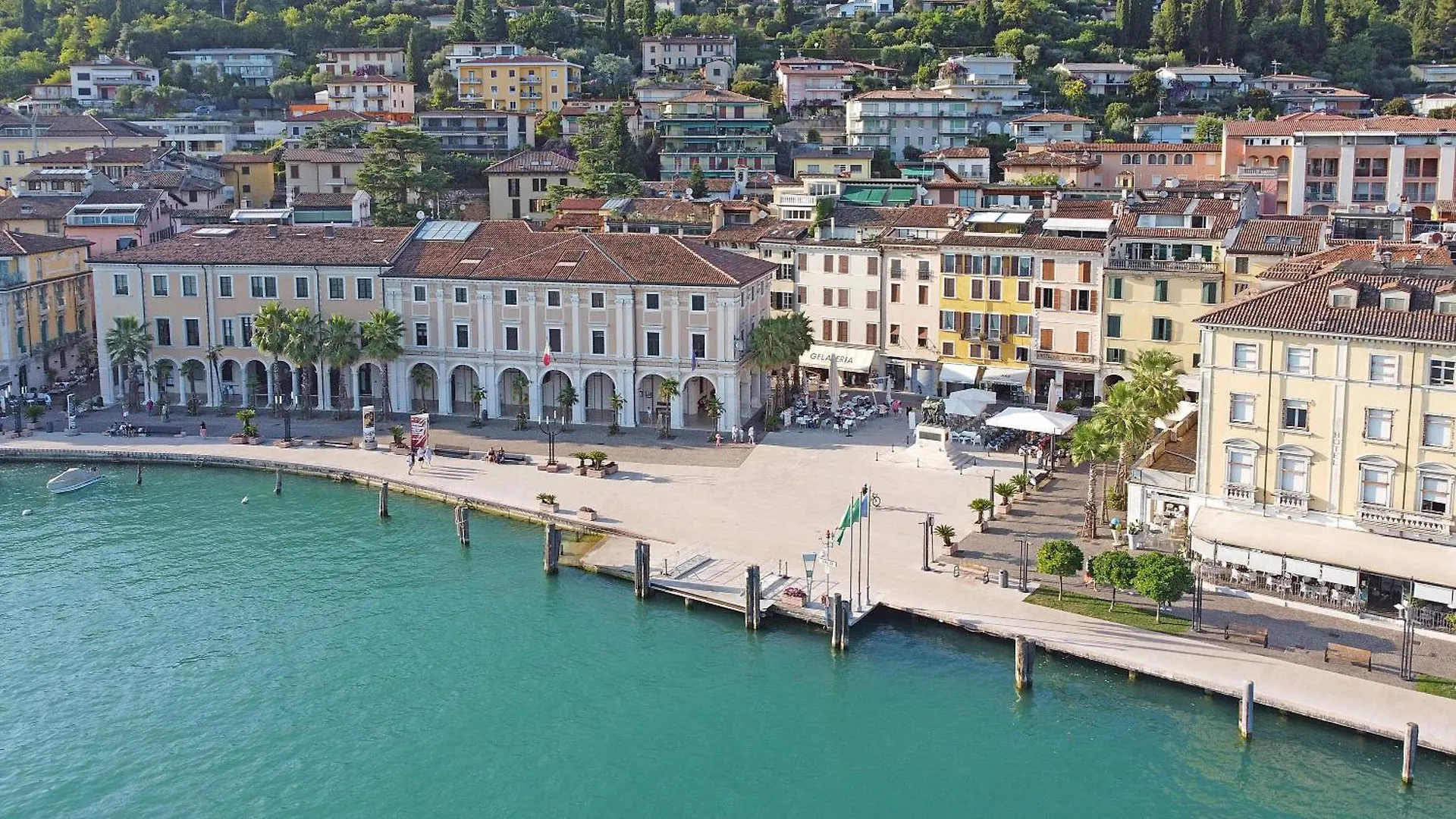 Aa Imbarcadero Apartments Salo 0*,  Italy