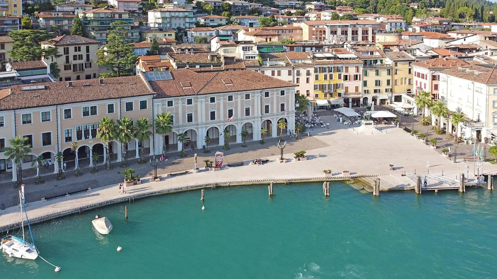 Aa Imbarcadero Apartments Salo
